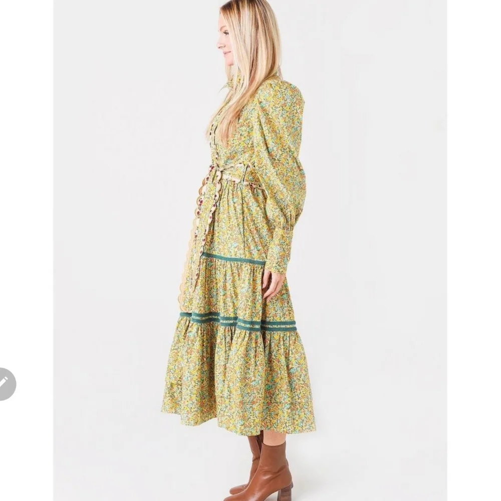 CeliaB Pacific Floral Midi Dress - Picture 11 of 16